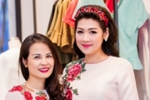 Những bà mẹ đáng yêu nhất của sao Việt