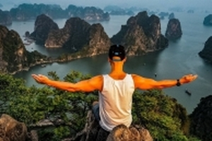 Những điều chỉ được nhìn thấy khi ở trên núi Bài Thơ