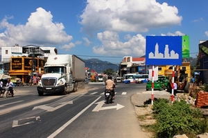 Bộ GTVT: biển báo 'Khu dân cư' không cần nhắc lại ở ngã tư