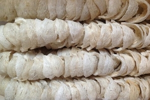 Loạn thị trường yến