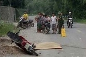 Hà Nội: Truy tìm lái xe gây tai nạn khiến người đàn ông tử vong bên xe máy