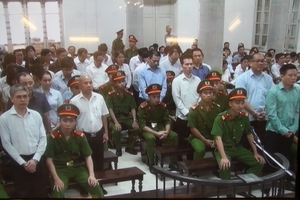 [Live] Xét xử Hà Văn Thắm sáng 29/8: Tiếp tục công bố cáo trạng