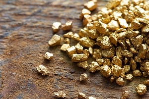 [Thị trường thế giới ngày 29/8] Giá vàng vượt ngưỡng 1.300 USD/ounce, USD chạm đáy 16 tháng