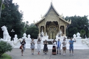 Vì sao Thái Lan yêu cầu du khách mang 20.000 baht khi nhập cảnh?