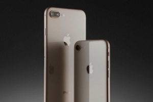 iPhone 8 và 8 Plus 'lép vế' vì chung sân khấu cùng iPhone X