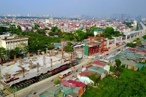 Công trường tuyến metro 36.000 tỷ đầu tiên ở Hà Nội