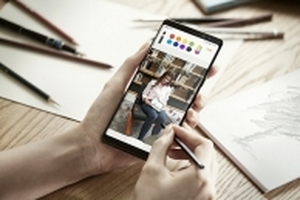 Công nghệ trên Galaxy Note 8 đi trước cả iPhone X