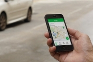 'Grab, Uber tăng giảm giá bất thường': Yêu cầu kê khai giá