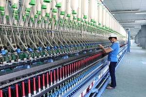 Sau hỏa hoạn, vốn hóa TCM 'bay' gần 90 tỉ đồng, lượng giao dịch cao nhất 3 năm trở lại đây