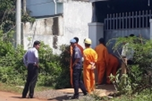 Đi tiểu trúng dây điện bên đường, thiếu niên bị giật tử vong