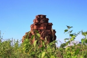 Di tích Quốc gia đặc biệt đang bị lãng quên ở Ninh Thuận