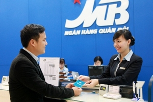 Hai quỹ ngoại thuộc Dragon Capital chuyển quyền sở hữu 10 triệu cổ phiếu MBBank, trị giá gần 230 tỷ đồng