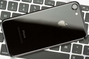 iPhone 7 giảm giá kịch sàn ngày iPhone 8 cho đặt trước