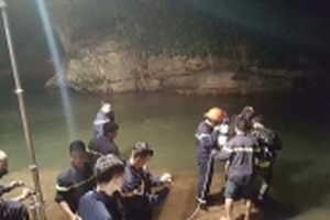 Đang gội đầu dưới suối, nam sinh bị nước cuốn tử vong