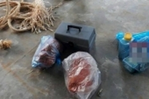 Vụ mẹ ép 2 con ruột uống thuốc diệt cỏ: Chưa thể tiên lượng tình trạng sức khỏe của cháu bé