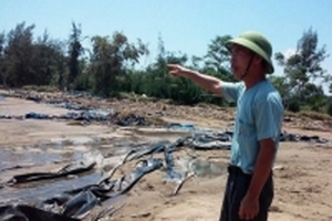 Thiệt hại do bão vênh 300 tỉ đồng: Báo sai hay đúng có được gì đâu!