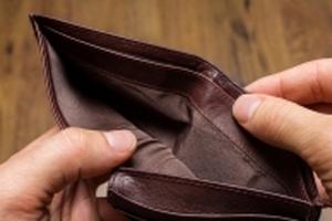 Vợ chồng tôi không tiết kiệm nổi tiền vì mắc bẫy mua đồ trả góp