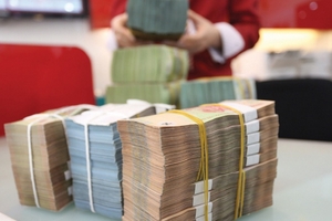 Vẫn còn nỗi lo nợ xấu