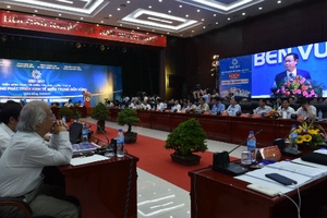 TS. Huỳnh Thế Du: Các khu kinh tế của Việt Nam đang theo 'mô hình quả mít'