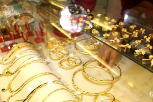 Giá vàng SJC hôm nay (28/9), tỷ giá trung tâm tăng ngày thứ 3 liên tiếp