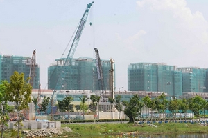 Bất động sản bị ‘thổi’ giá: Báo cáo ‘dắt mũi’ thị trường