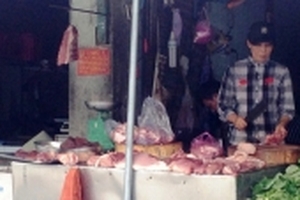 Gần 5.000 con heo bị tiêm thuốc an thần ở TP HCM: Thịt heo ở các chợ có 'cháy' hàng?