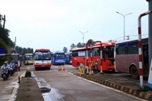 Clip: Tài xế dùng ‘chiêu’ mới phản đối trạm BOT Biên Hoà