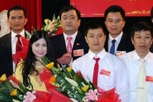 Vụ “hot girl” xứ Thanh: Chỉ khiển trách Phó Chủ tịch tỉnh là chưa thỏa đáng!