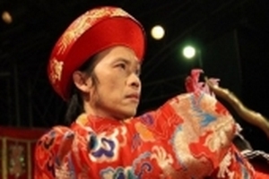 Hoài Linh bức xúc lên tiếng vì bị nói nghệ sĩ ngày càng đồng bóng khi xây nhà thờ Tổ