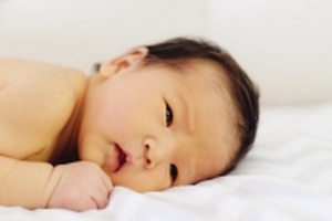 Đăng ảnh con lên mạng, vài giây sau con thành...con nhà người khác