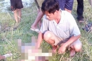 Ra mép ruộng rửa chân, hai em nhỏ đuối nước tử vong