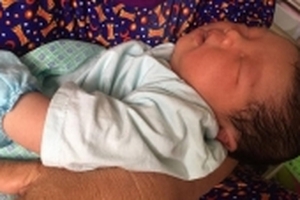 Sẽ trao chứng nhận bé sơ sinh nặng cân nhất Việt Nam cho bé trai nặng 7,1kg ở Vĩnh Phúc