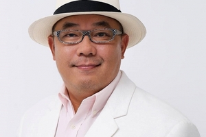 Ông chủ Khaisilk thừa nhận bán khăn 'made in China' và cúi đầu xin lỗi