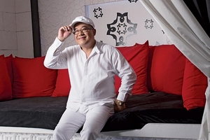 Chân dung Khải Silk: Kiếm 1 triệu USD từ năm 24 tuổi, 54 tuổi sở hữu khối tài sản nghìn tỷ