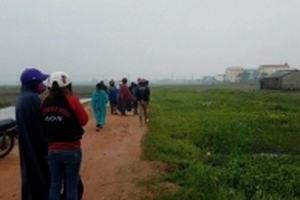 Quảng Bình: Bé trai 2 tuổi tử vong bất thường gần trường mầm non