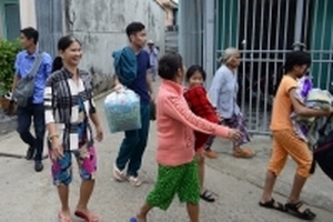 Hàng nghìn người dân ven biển Cần Giờ sơ tán tránh bão đã trở về nhà