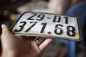 Bỏ sổ hộ khẩu: Người ngoại tỉnh có cơ hội được đăng ký xe ở Hà Nội?