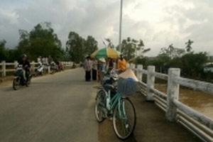 Chìm ghe đánh cá, chị em ruột chết và mất tích