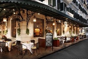 Bí ẩn 'ông chủ' sở hữu khách sạn Tổng thống Trump nghỉ tại Hà Nội