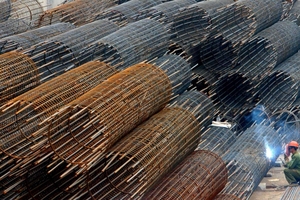 Giá kim loại hôm nay (13/11): Giá đồng phục hồi nhờ nhu cầu ổn định