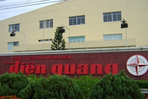 Cổ phiếu DQC tăng mạnh, tài sản gia đình bà Hồ Thị Kim Thoa tại Điện Quang tăng 114 tỉ đồng