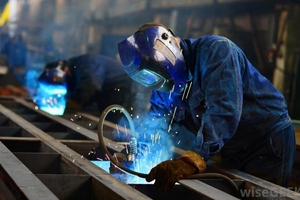 PMI sản xuất Việt Nam kết thúc thời kỳ tăng trưởng kéo dài 12 tháng