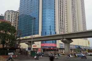 Thanh tra xây dựng 'đổi áo': Có xử lý được 'xã hội đen' lấn chiếm đất?