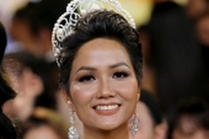 'Mái tóc của Hoa hậu Hoàn vũ Việt Nam H'Hen Niê khiến tôi phân vân'