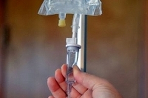 Hà Nội: Bé gái 8 tháng tuổi nguy kịch sau mũi tiêm của bác sĩ