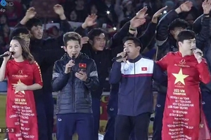 Khoảnh khắc đẹp nhất ngày: Đội tuyển U23 Việt Nam hát vang 'Niềm tin chiến thắng'