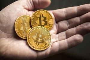 Giá bitcoin hôm nay (2/2): Thị trường bay hơn 150 tỷ USD trong ba ngày