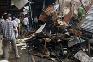 Cháy chợ giữa đêm giáp Tết, 2 vợ chồng tử vong thương tâm