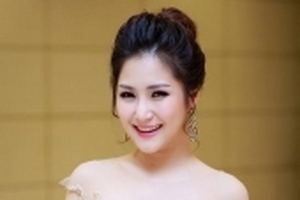 Không chỉ hát hay, Hương Tràm còn viết lời mới xúc động cho 'Em gái mưa' dành tặng mẹ