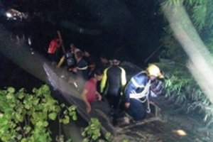 Hai chị em chết đuối, gia đình không đủ tiền mua áo quan